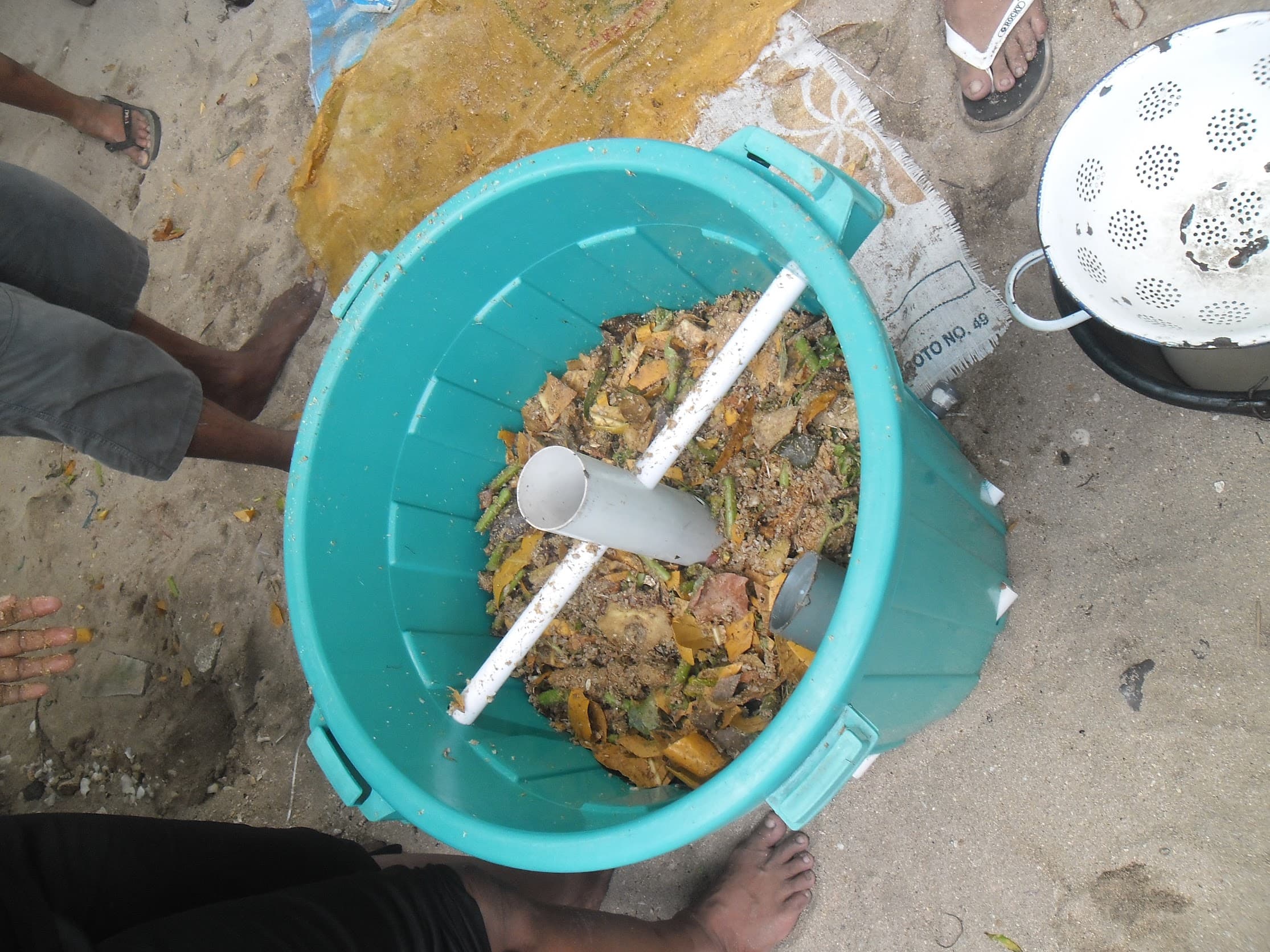 Pengolahan Bank Sampah Brits di Pulau Bunaken 2012